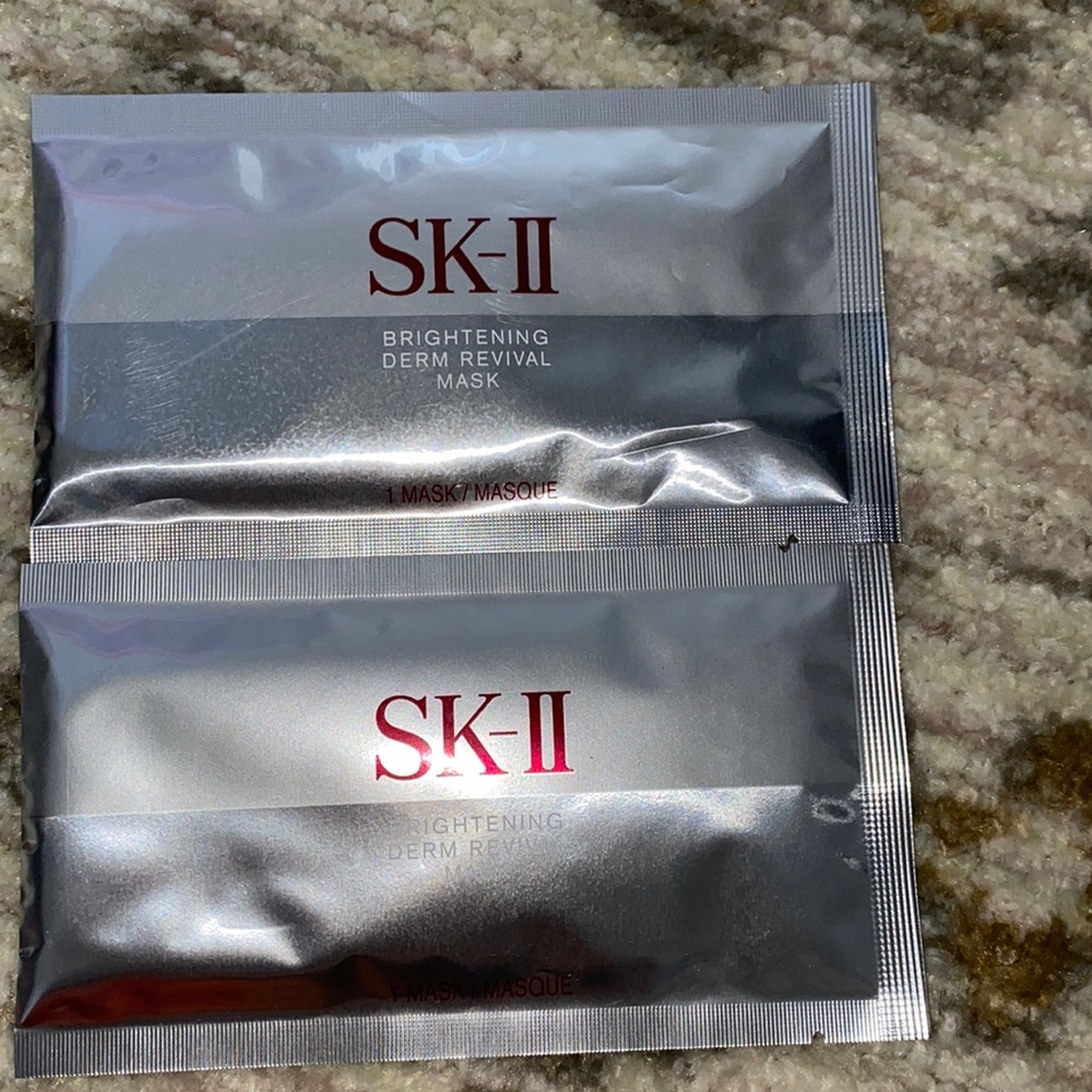 NEW! SK 11 Brightening Derm Revival Mask